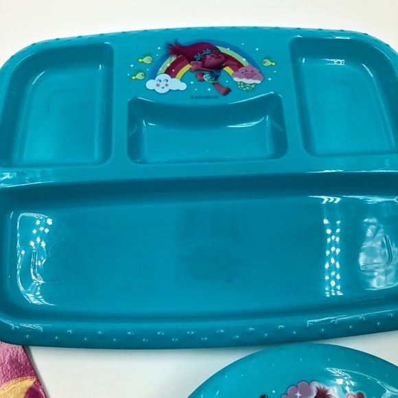 Trolls Movie Kids Dinnerware Set - Picture 4 of 4